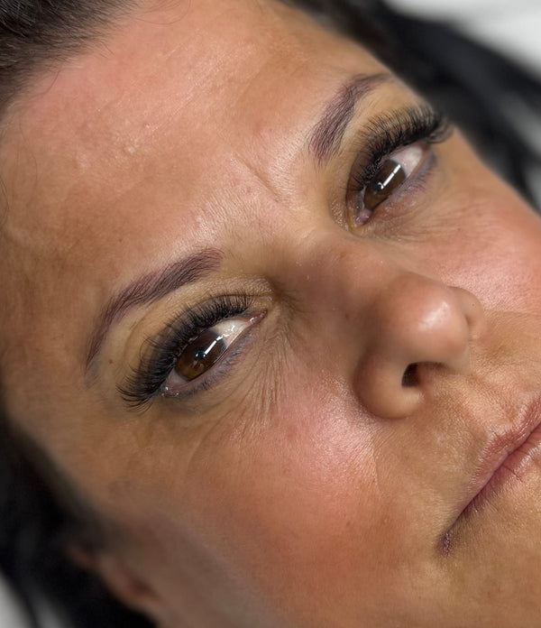 Eyelash Extensions Touch Up